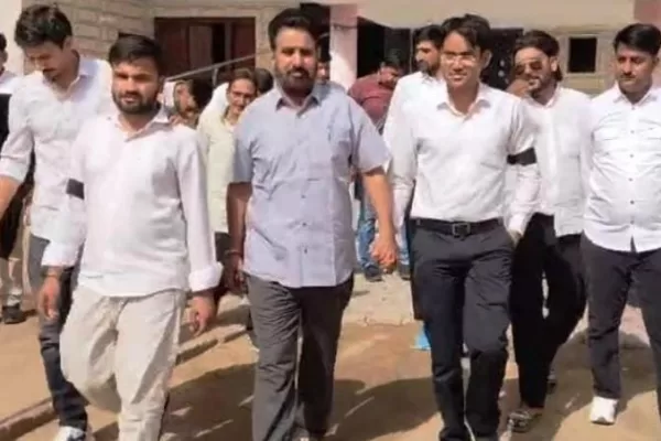 भाजपा सरकार लोकतांत्रिक व्यवस्था का खुला उल्लंघन कर रही है, गिफ्तार कोंग्रेसजनों को छोड़ा जाए