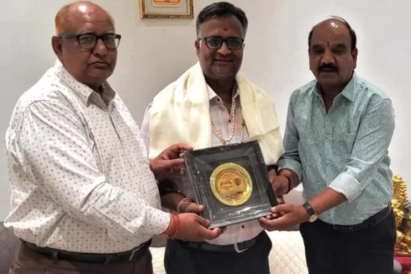 पोकरमल राजरानी गोयल चेरिटेबल ट्रस्ट और मुक्ति संस्था ने किया डाॅ. आचार्य का विशेष सम्मान