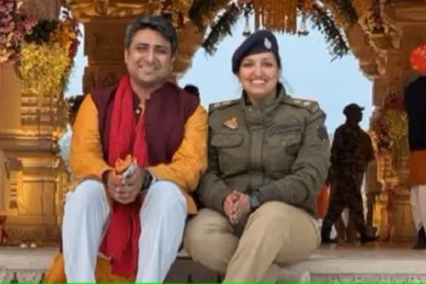 IPS अधिकारी के पति IRS को दफ्तर में पीटा