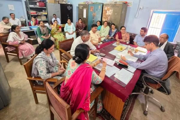 एडीएम प्रशासन ने देशनोक में सीएचसी, नगर पालिका, उप तहसील कार्यालय व स्कूल का किया औचक निरीक्षण